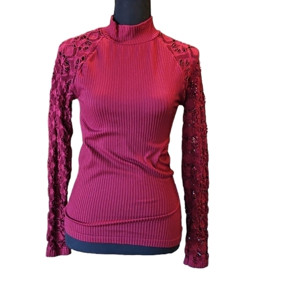 Venus Maroon Cut Out Turtleneck 92% Nylon 8% Spandex Top Size M - Picture 1 of 6